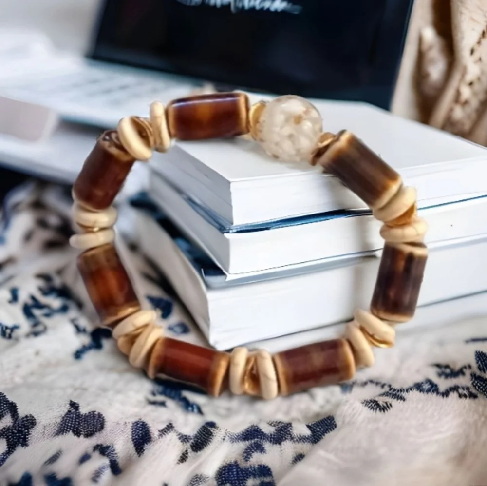Earth tone beaded Bracelet - Picture 6 of 9